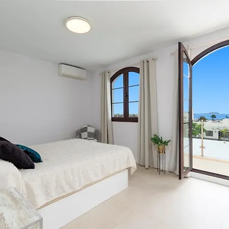 Villa Judit By *